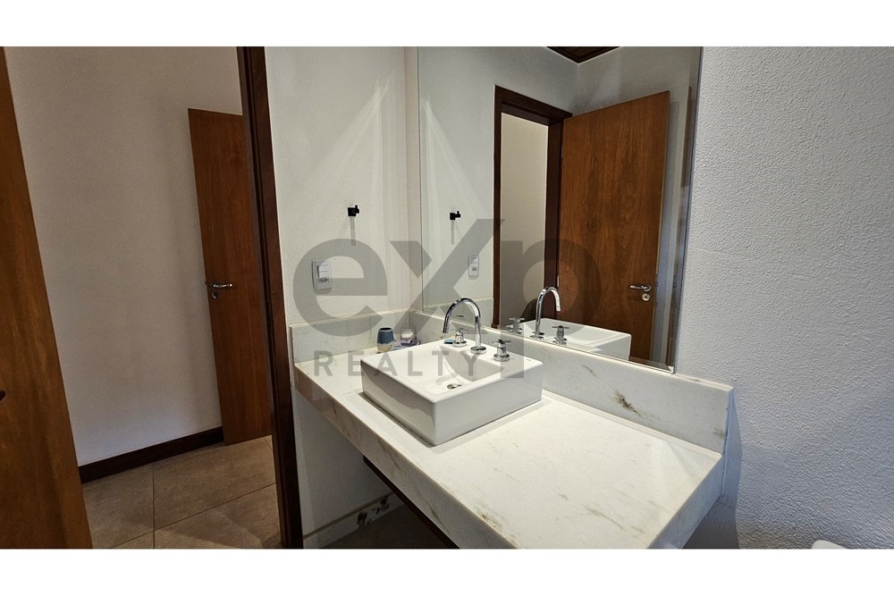 Imagem Casa de Condomínio com 4 Quartos à Venda, 290 m² em Areal - Areal