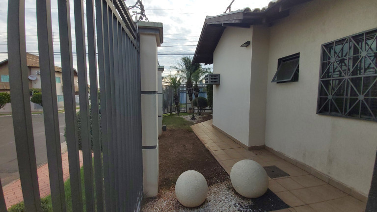 Imagem Casa com 2 Quartos à Venda, 252 metros em Vila Carlota - Campo Grande