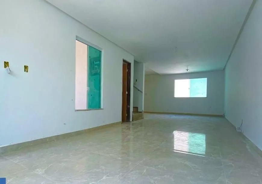 Imagem Casa de Condomínio com 3 Quartos à Venda ou Locação, 173 m²em Buraquinho - Lauro de Freitas