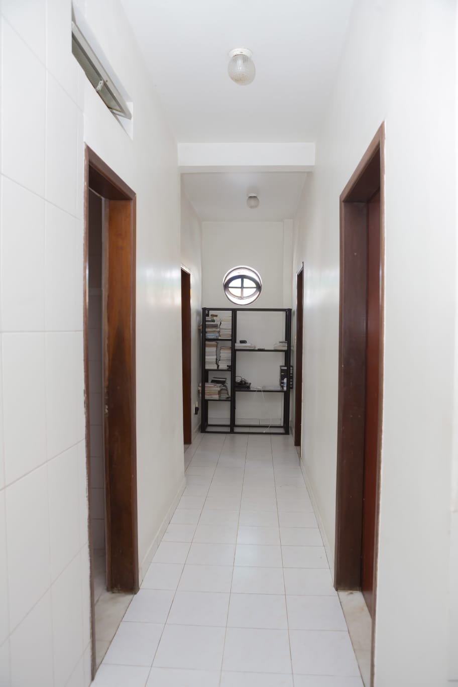 Imagem Casa com 4 Quartos à Venda, 180 m²em Brotas - Salvador