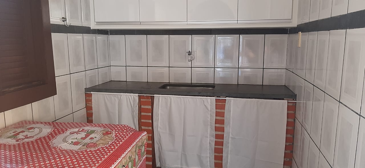 Imagem Casa com 4 Quartos à Venda ou Locação, 134 m² em  - Nova Viçosa