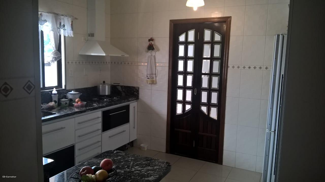 Imagem Sobrado com 3 Quartos à Venda, 182 m² em Bocaina - Ribeirão Pires