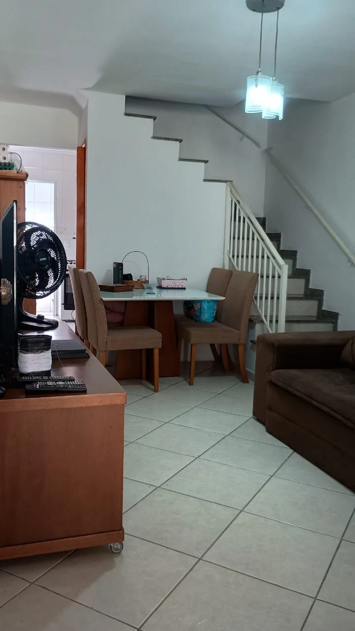 Imagem Casa de Condomínio com 2 Quartos à Venda, 60 m² em Itaquera - São Paulo
