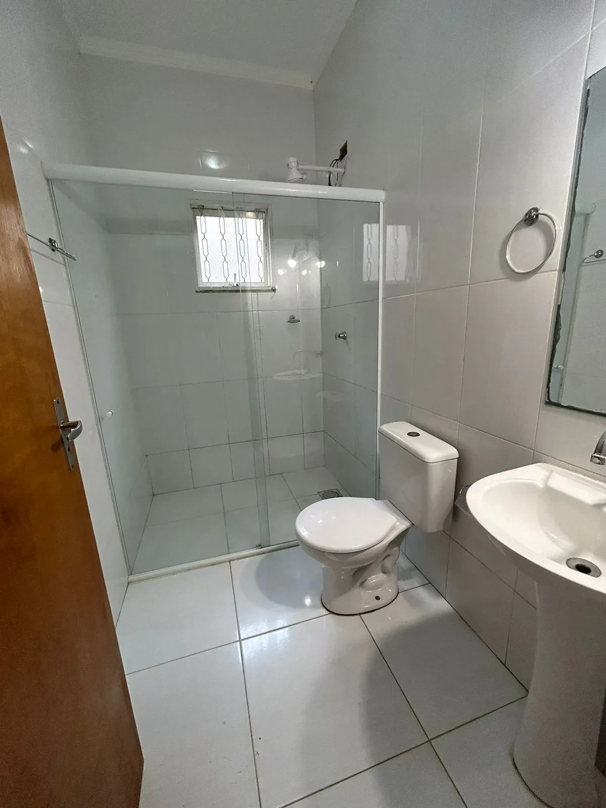 Foto do imóvel: Casa com 3 Quartos para Alugar, 147 metro em Jardim Siesta - Jacareí