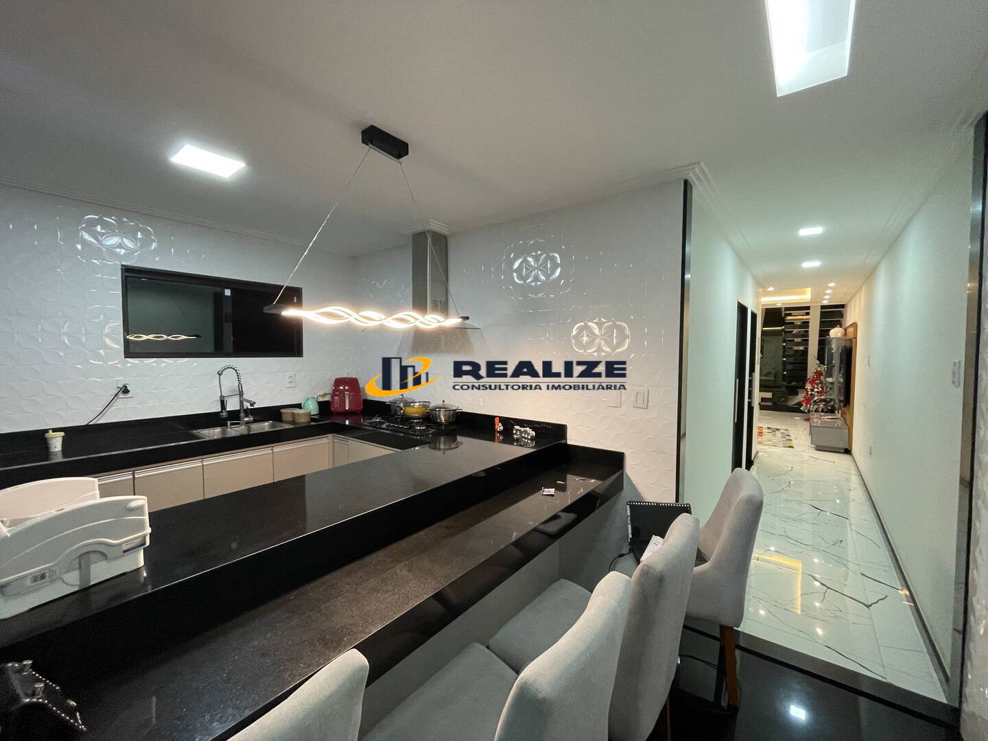 Imagem Casa com 4 Quartos à Venda, 210 m²em Parque Tropical - Campos dos Goytacazes