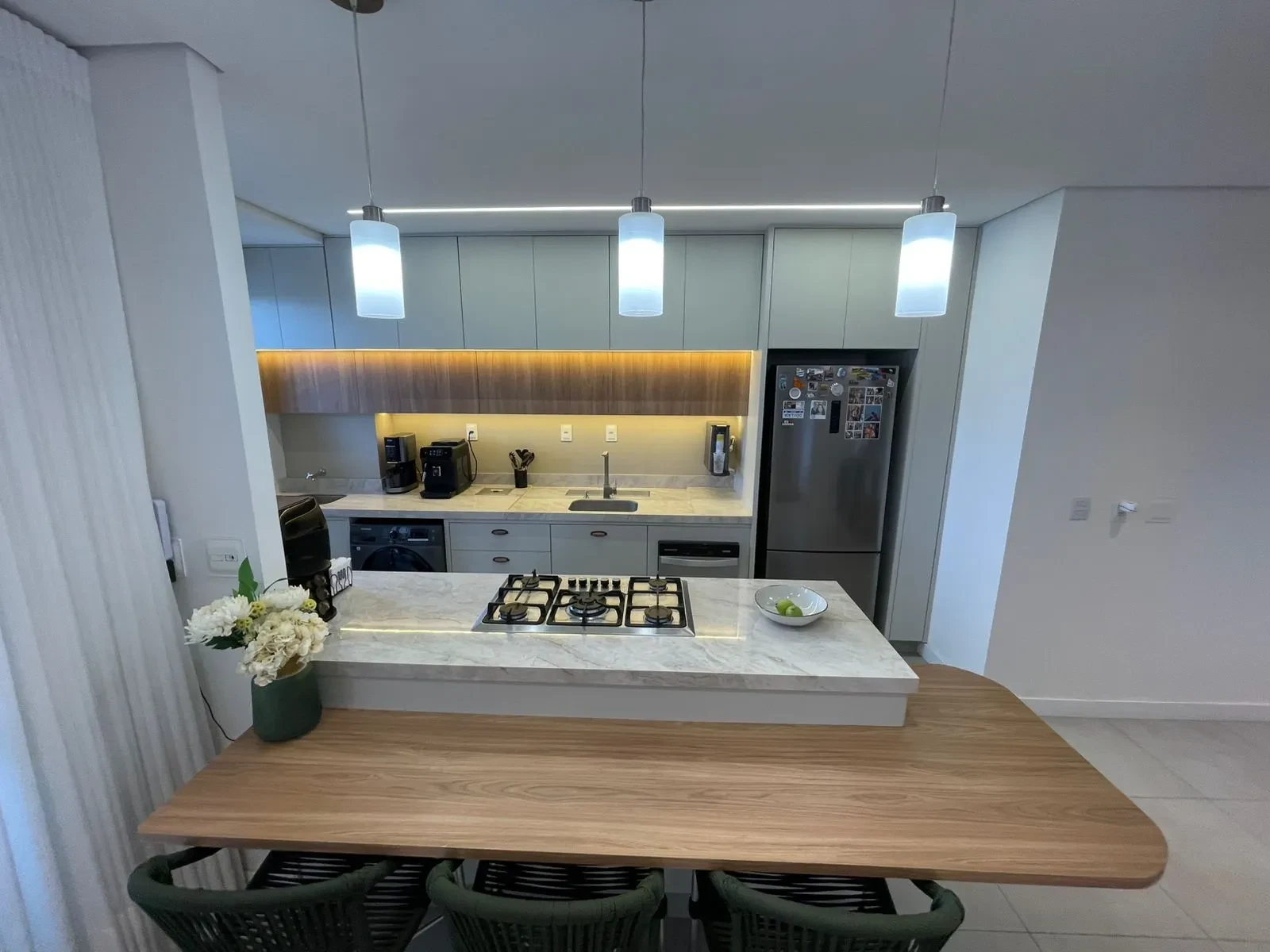 Imagem Apartamento com 2 Quartos para Alugar, 77 m² em Despraiado - Cuiabá