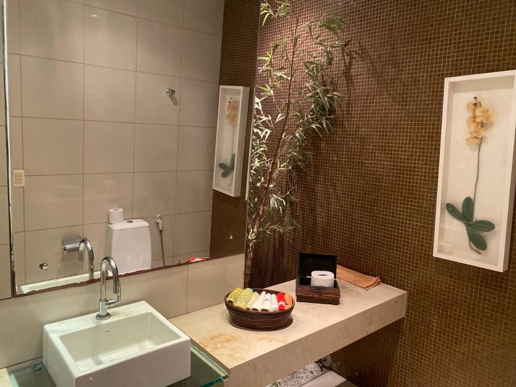 Imagem Casa com 5 Quartos para Alugar, 435 m²em Engenheiro Luciano Cavalcante - Fortaleza