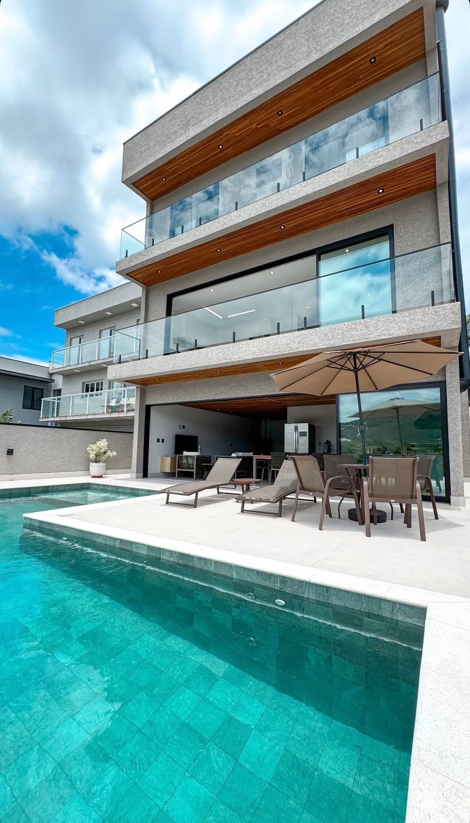 Imagem Sobrado com 4 Quartos à Venda, 330 m² em Rio abaixo - Atibaia