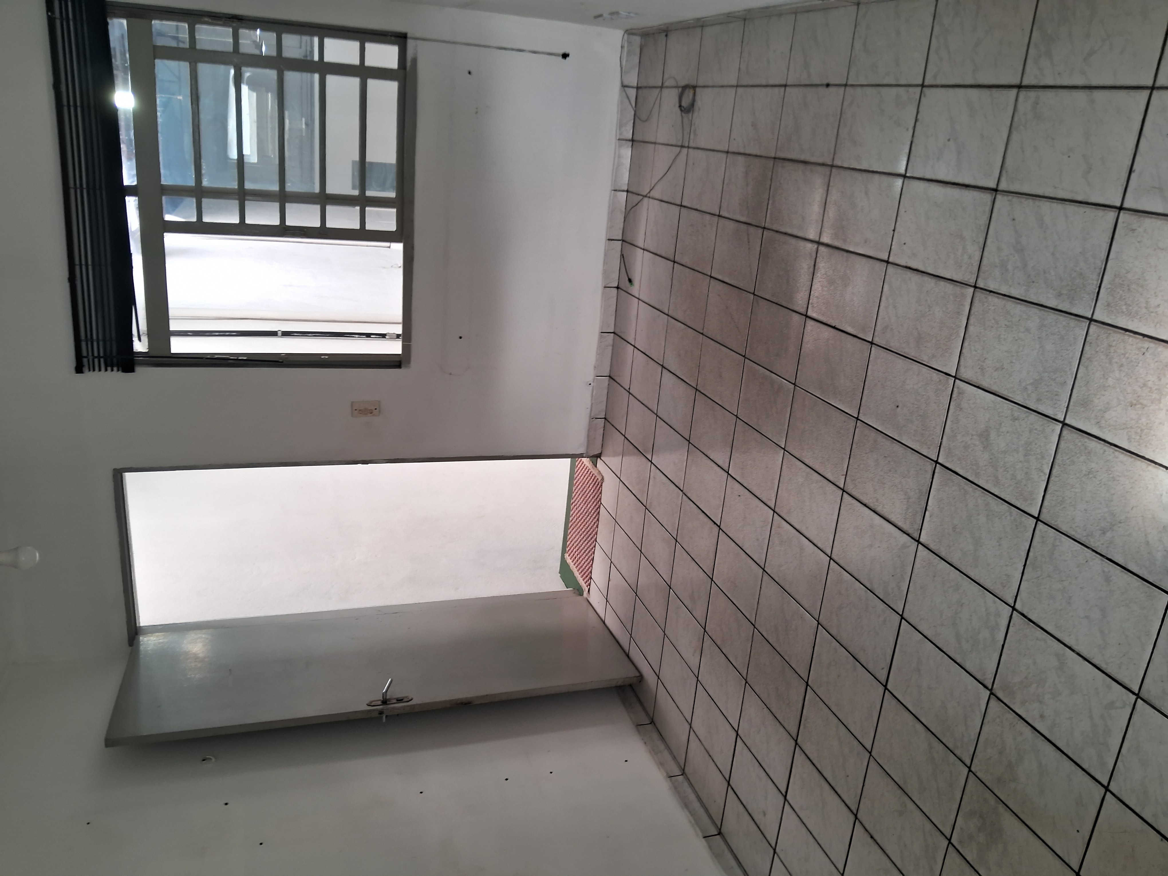 Foto do imóvel: Galpão à Venda, 241 m² em Vila Anastácio - São Paulo