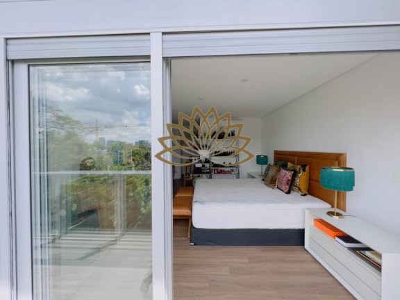 Imagem Casa de Condomínio com 3 Quartos à Venda, 404 m²em Jardim Sílvia (Zona Oeste) - São Paulo