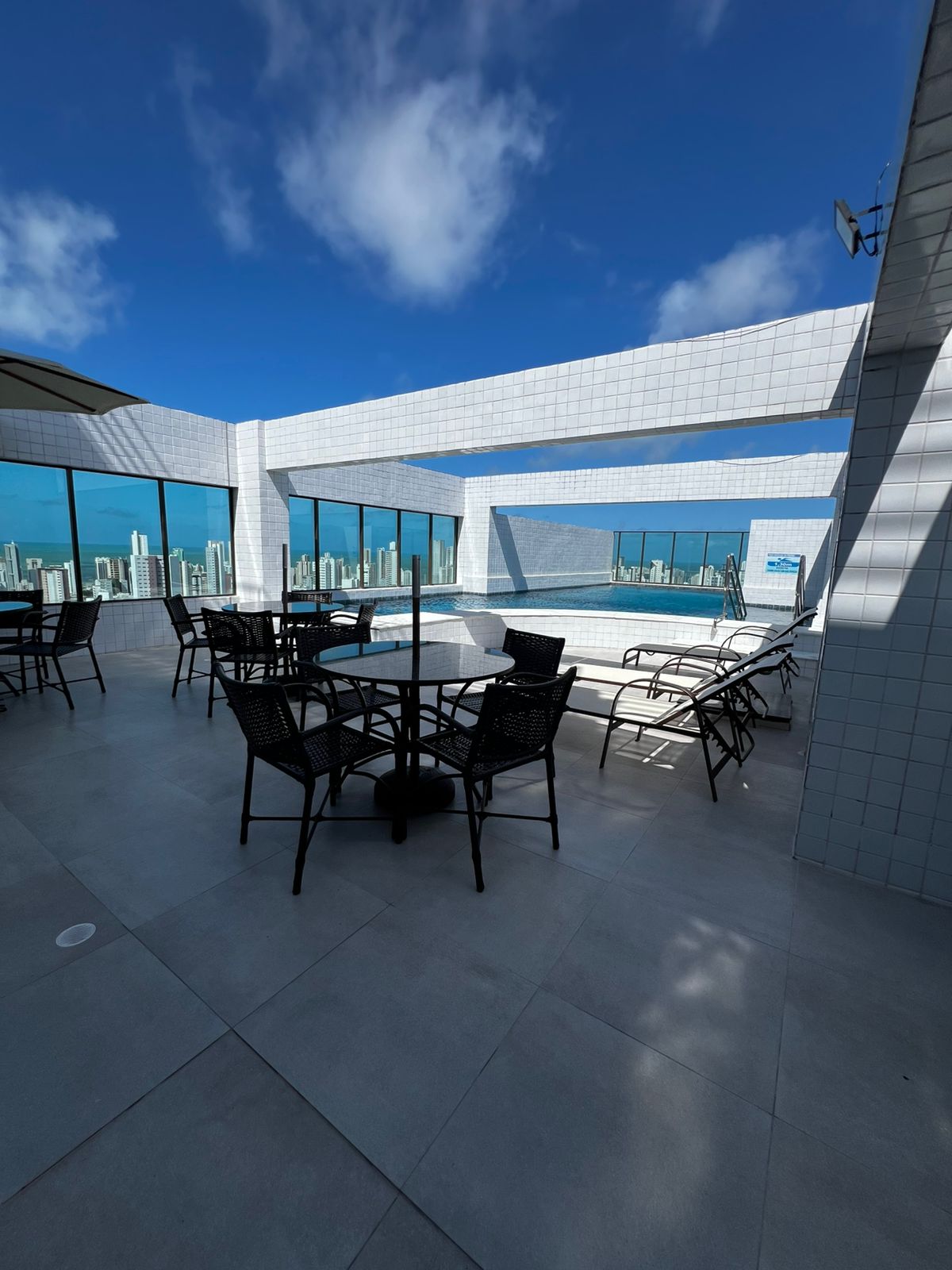 Imagem Apartamento com 1 Quarto à Venda, 30 m² em Boa Viagem - Recife
