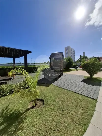 Imagem Apartamento com 2 Quartos à Venda, 84 m² em  - 