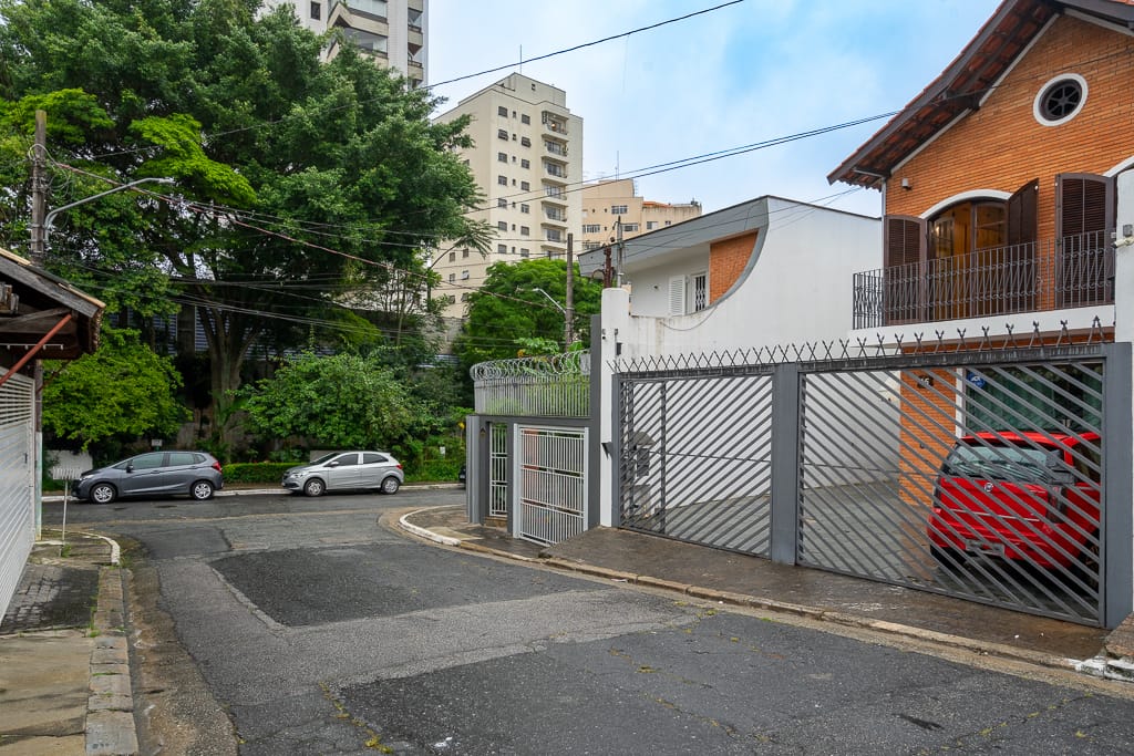Imagem Casa com 3 Quartos à Venda, 194 m² em Jardim Umuarama - São Paulo