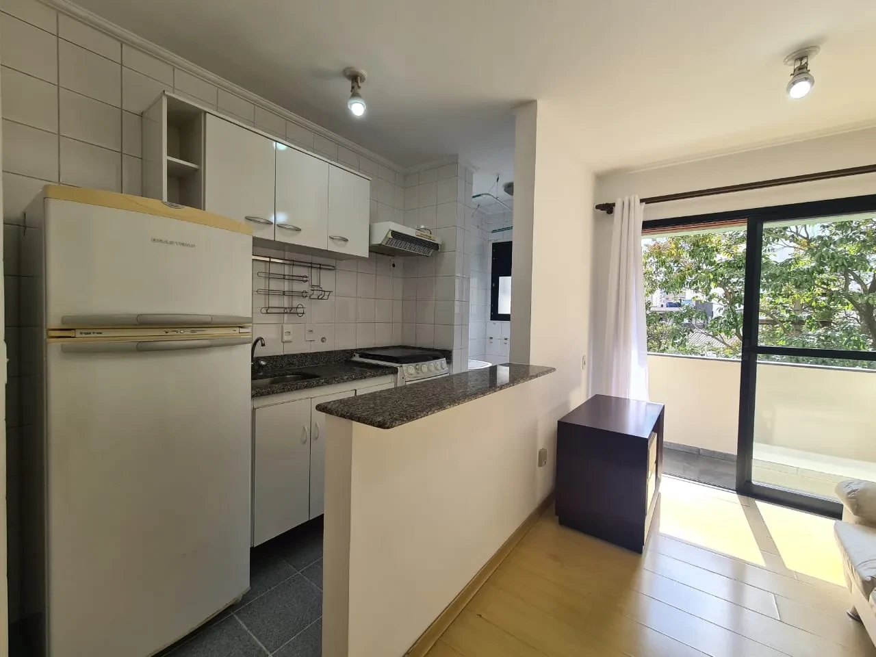 Imagem Apartamento com 1 Quarto à Venda ou Locação, 37 metros em Parque Imperial - São Paulo