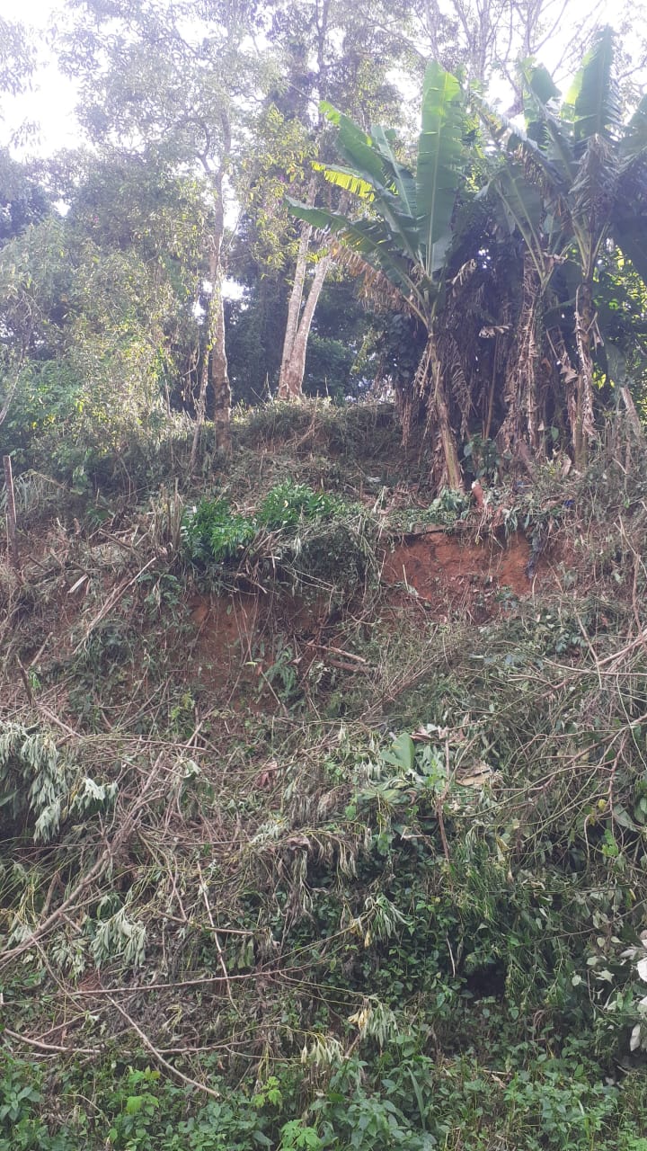 Terreno à Venda, 305 m²em Parque do Ingá - Teresópolis