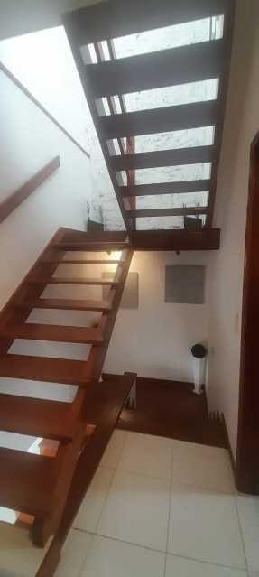 Imagem Cobertura com 4 Quartos à Venda, 258 m²em Icaraí - Niterói