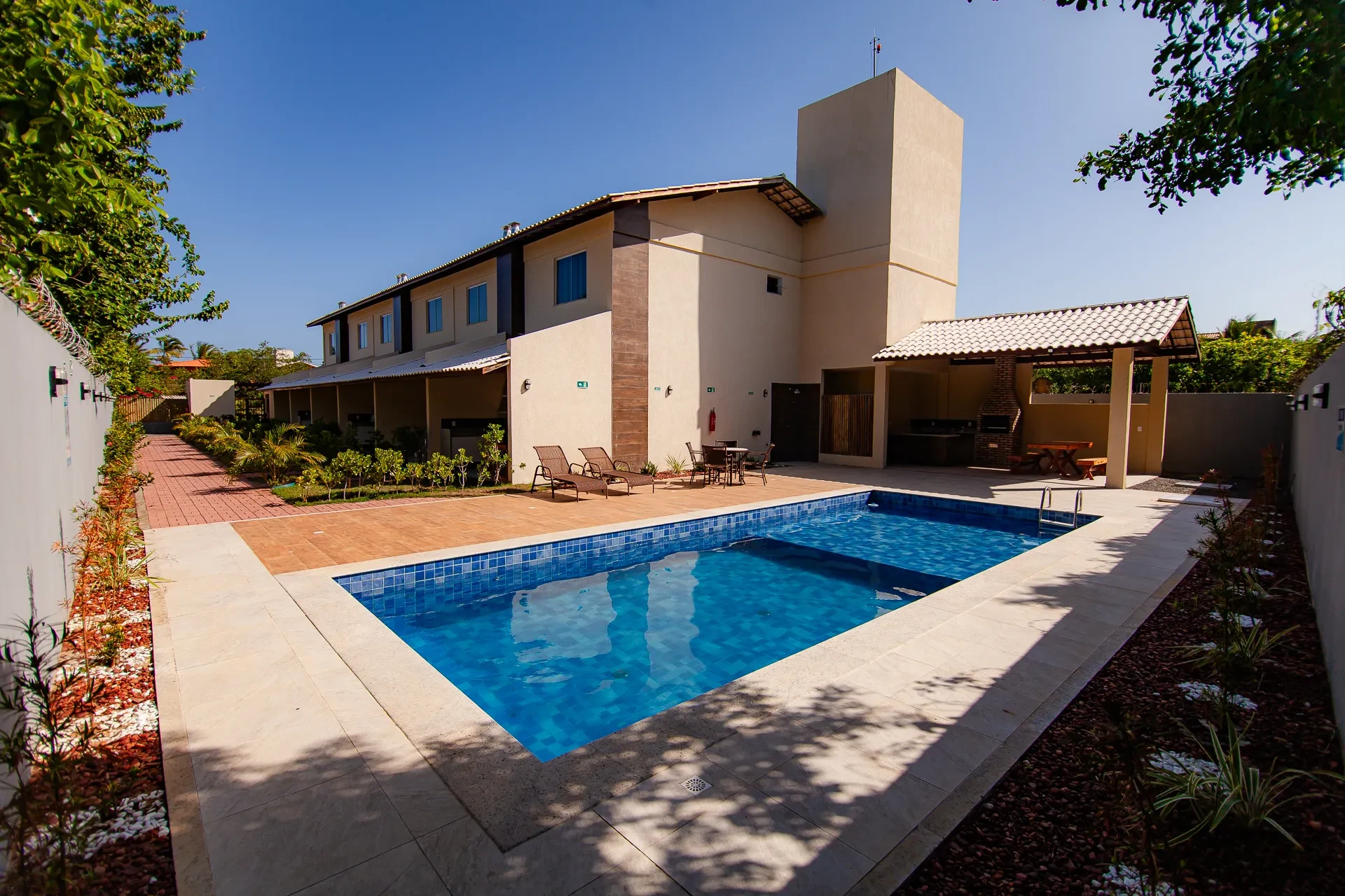Imagem Casa de Condomínio com 3 Quartos à Venda ou Temporada, 100 m² em Imbassaí - Mata de São João