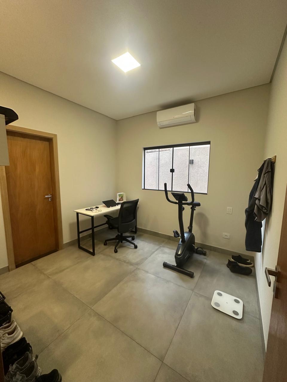 Imagem Casa com 3 Quartos à Venda, 200 m² em Parque Residencial Rita Vieira - Campo Grande