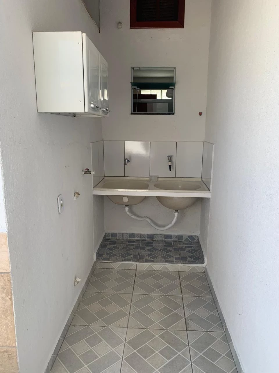 Imagem Apartamento com 2 Quartos à Venda, 100 m² em Braga - Cabo Frio