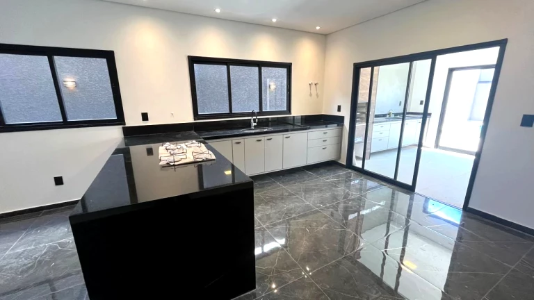 Imagem Sobrado com 3 Quartos à Venda ou Locação, 160 m² em Vila Petrópolis - Atibaia