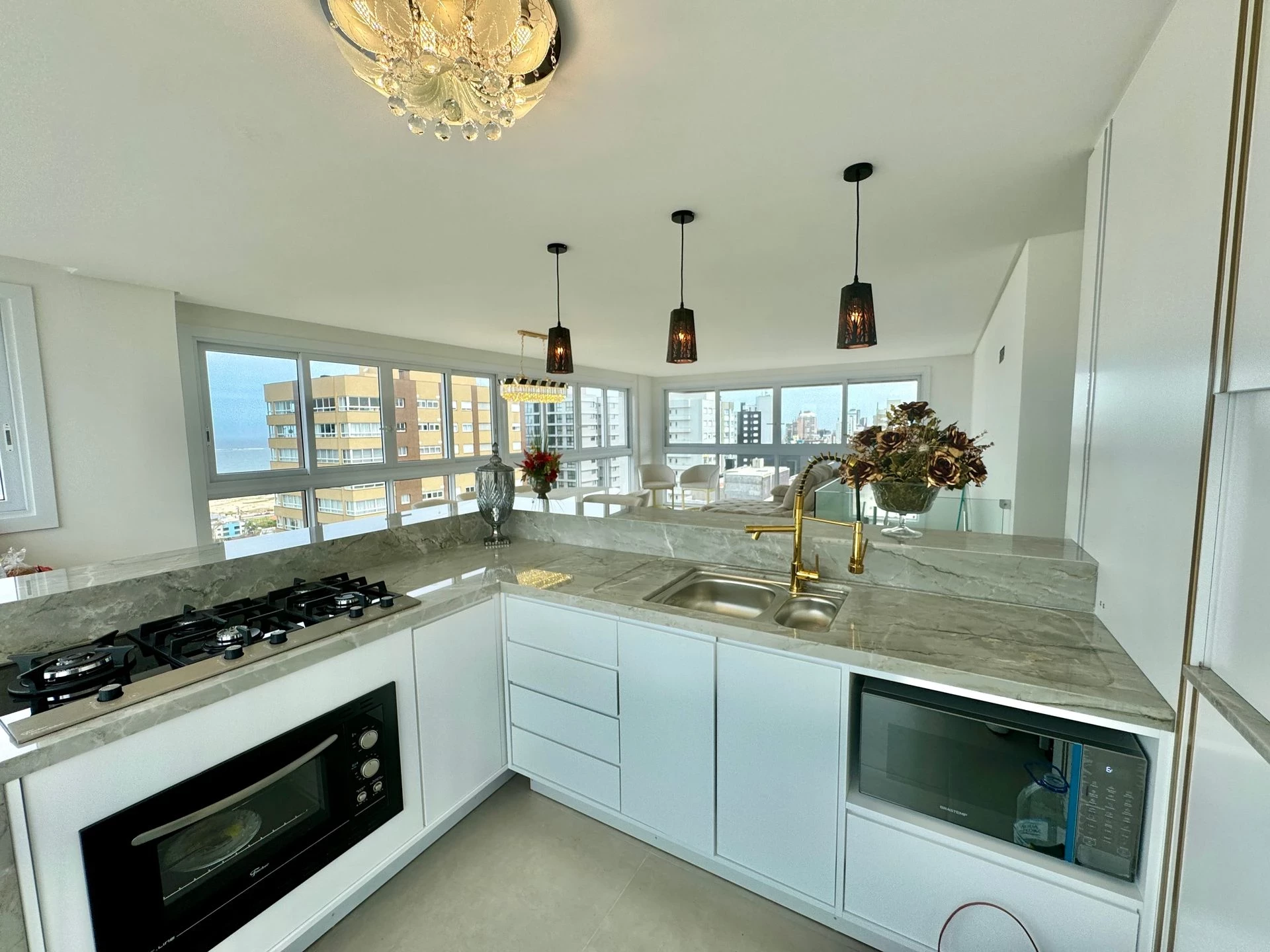 Imagem Cobertura com 3 Quartos à Venda, 276 m² em Torres - Torres