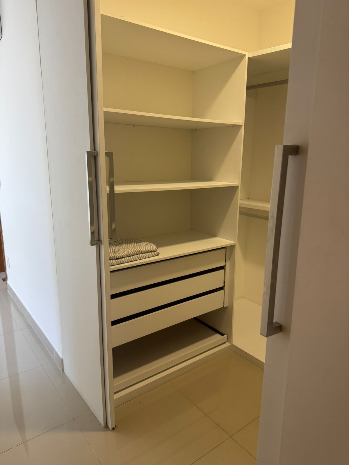 Imagem Apartamento com 4 Quartos à Venda ou Locação, 240 m² em Ilha do Retiro - Recife