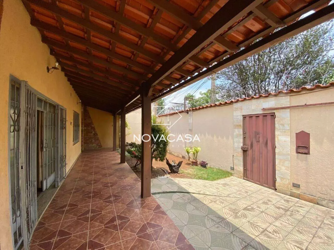 Foto do imóvel: Casa com 3 Quartos à Venda, 147 m² em Heliópolis - Belo Horizonte