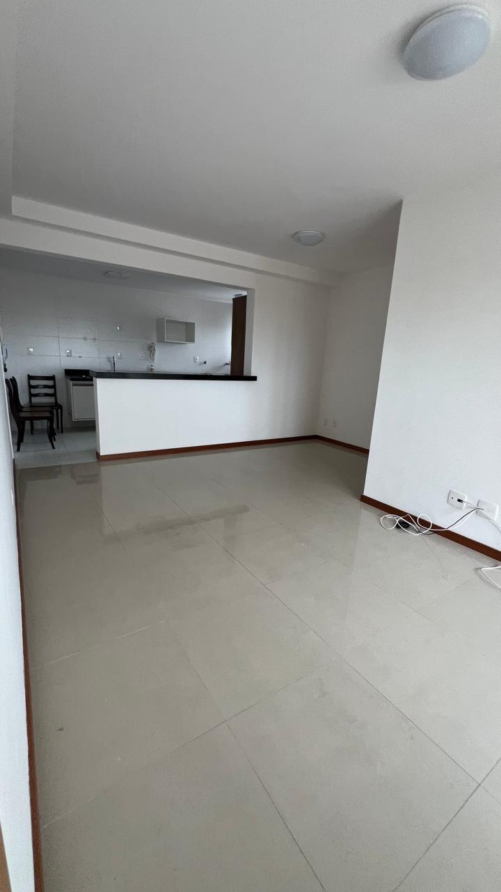 Imagem Apartamento com 2 Quartos à Venda, 70 m²em Buraquinho - Lauro de Freitas