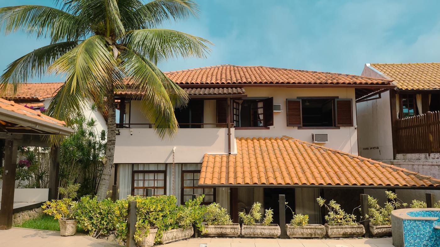 Imagem Casa com 4 Quartos à Venda, 650 m²em Camboinhas - Niterói