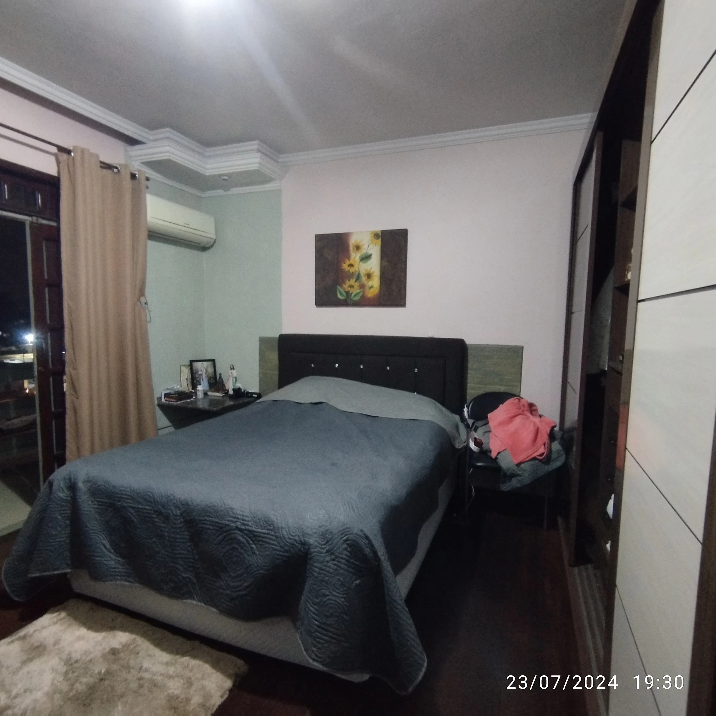 Foto do imóvel: Sobrado com 6 Quartos à Venda, 240 m² em Floresta - Joinville