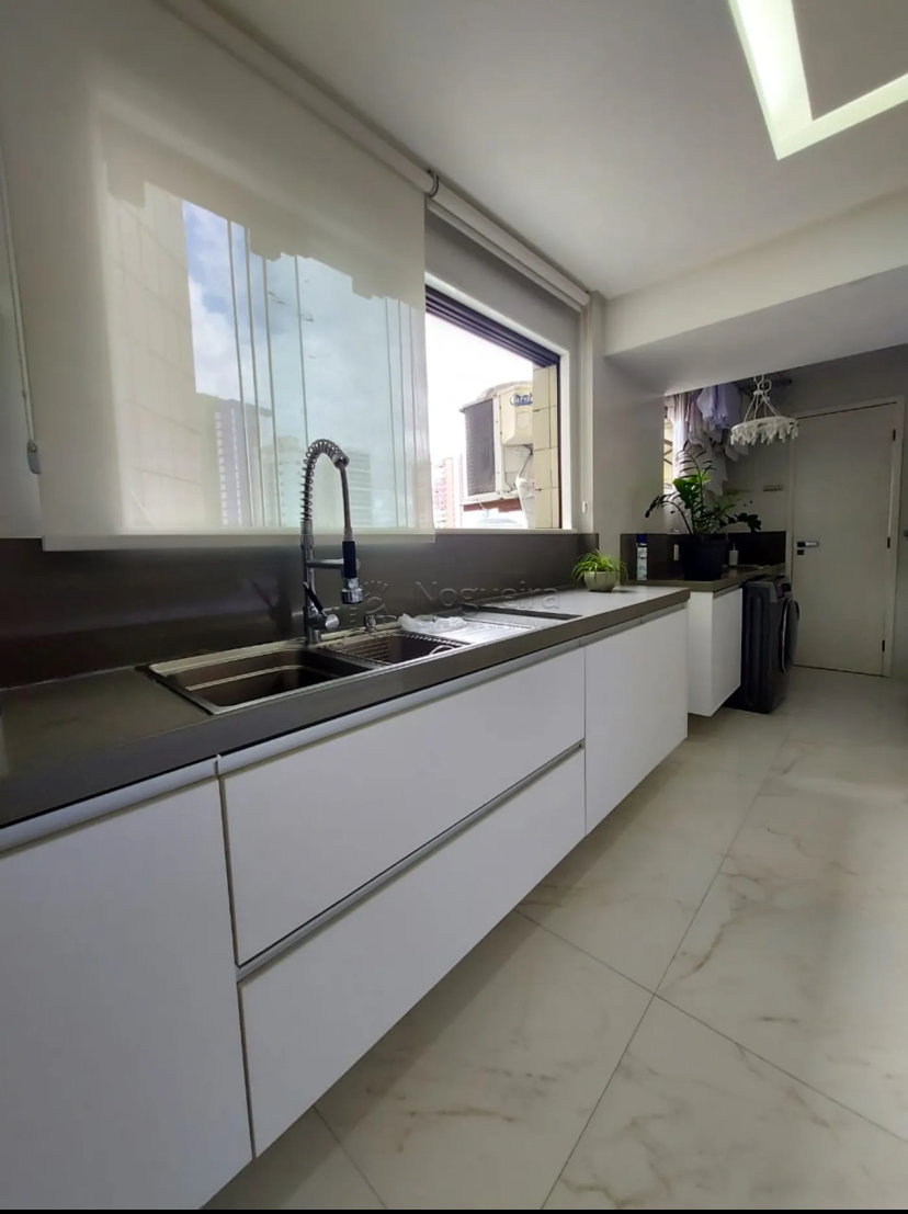 Imagem Apartamento com 3 Quartos à Venda, 120 m²em Boa Viagem - Recife
