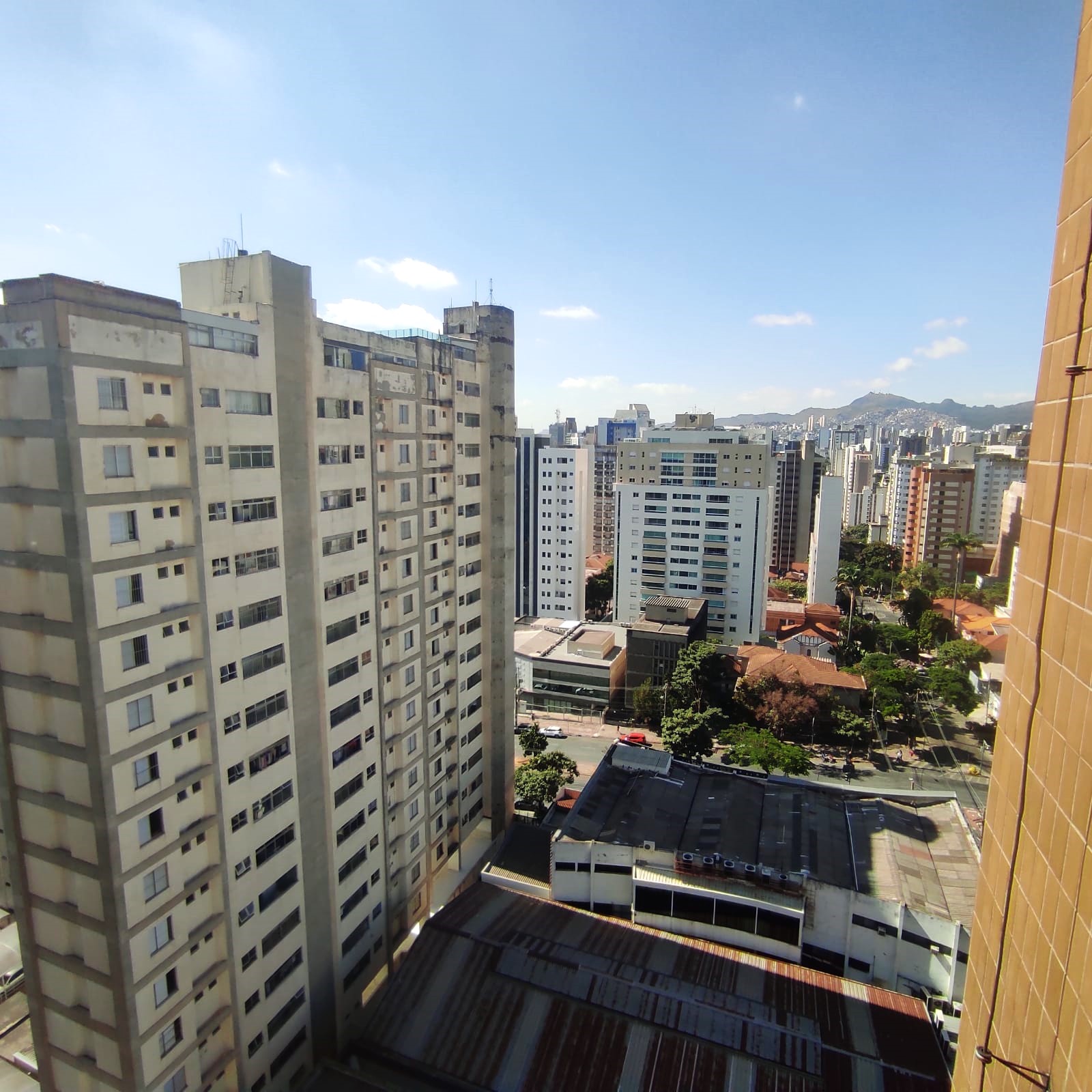 Imagem Apartamento com 4 Quartos à Venda, 316 m²em Lourdes - Belo Horizonte