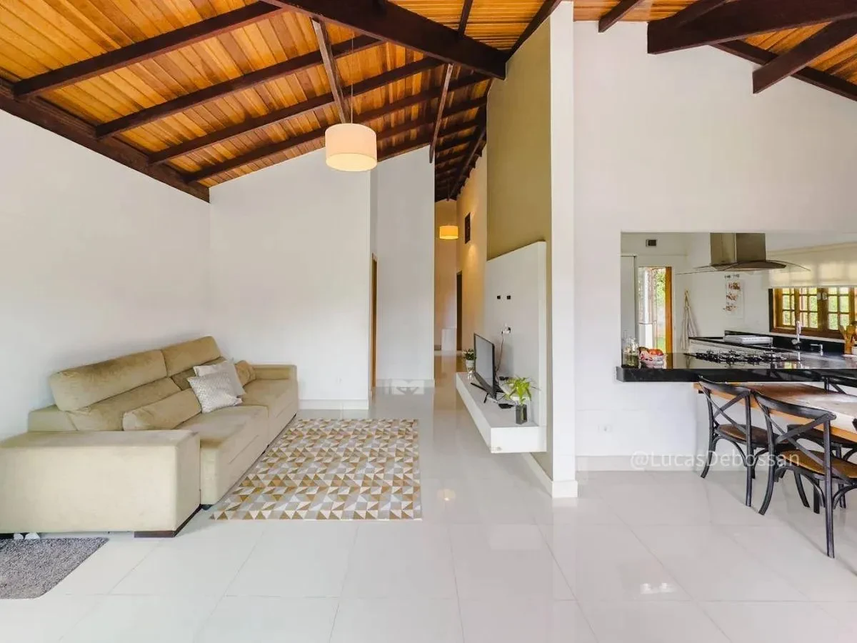 Imagem Casa com 2 Quartos à Venda, 150 metros em Caputera - Cotia