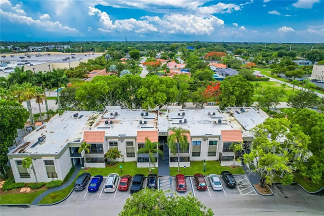 Foto do imóvel: Apartamento com 3 Quartos à Venda ou Locação, 100 m²em Alphaville Residencial Um - Barueri