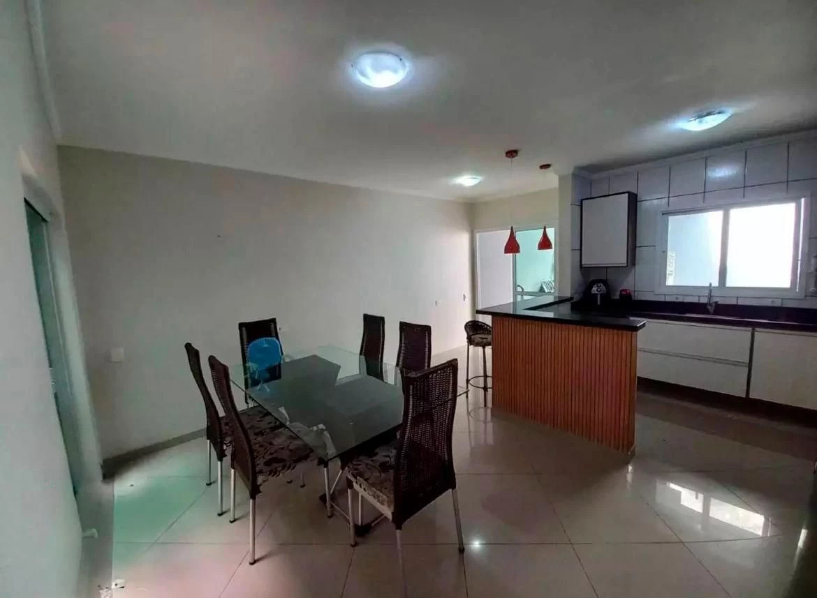 Foto do imóvel: Sobrado com 3 Quartos à Venda, 190 m² em Vila Linda - Santo André