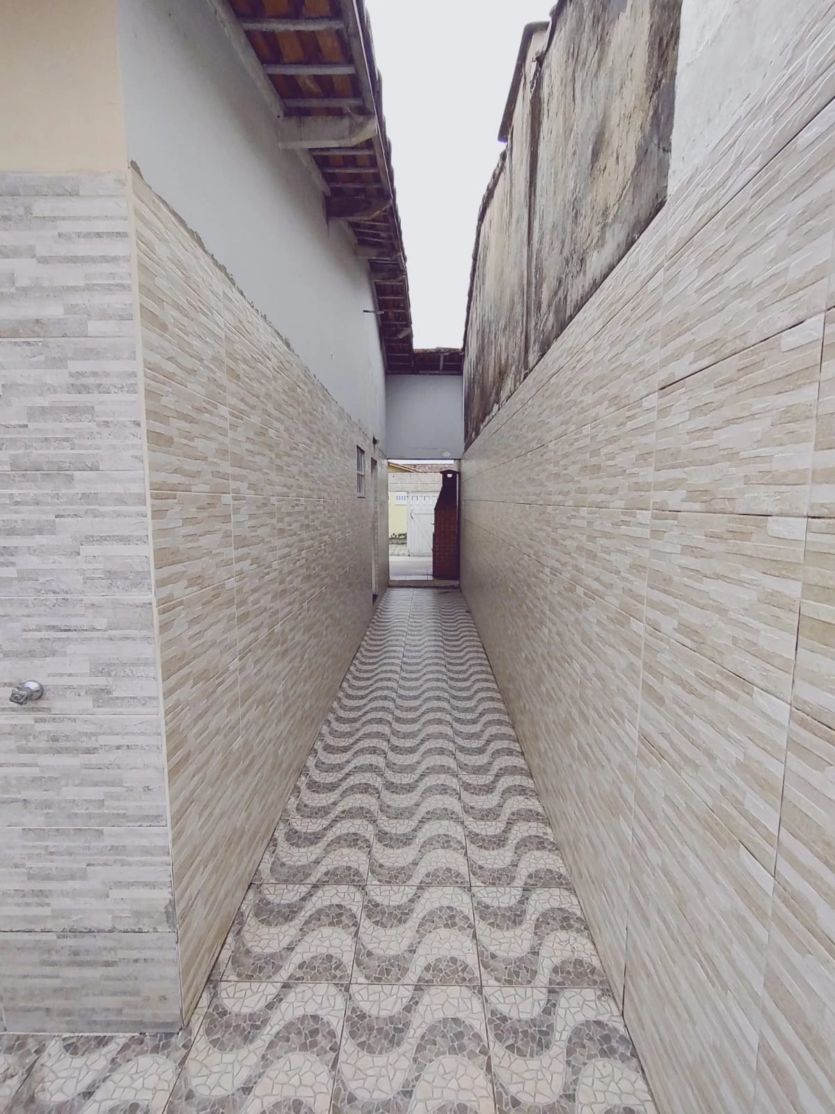 Imagem Casa com 2 Quartos à Venda, 7800 m² em Vila Atlântica - Mongaguá