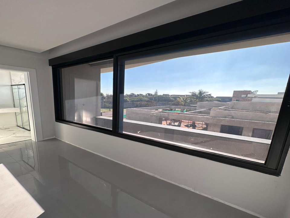 Imagem Casa de Condomínio com 4 Quartos à Venda, 379 m²em Jacaré - Cabreúva - SP