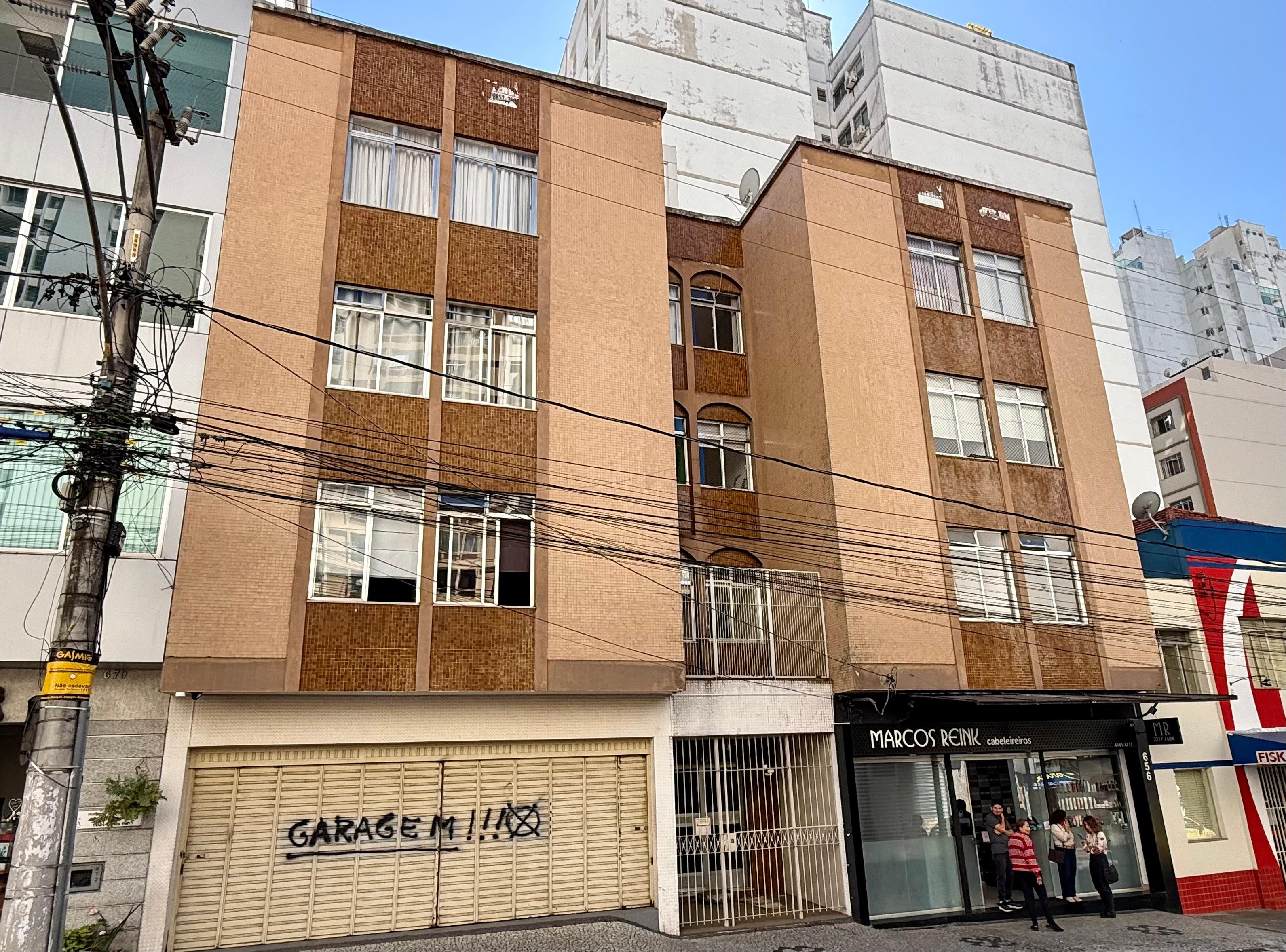 Apartamento com 3 Quartos à Venda, 100 m² em Centro - Juiz de Fora