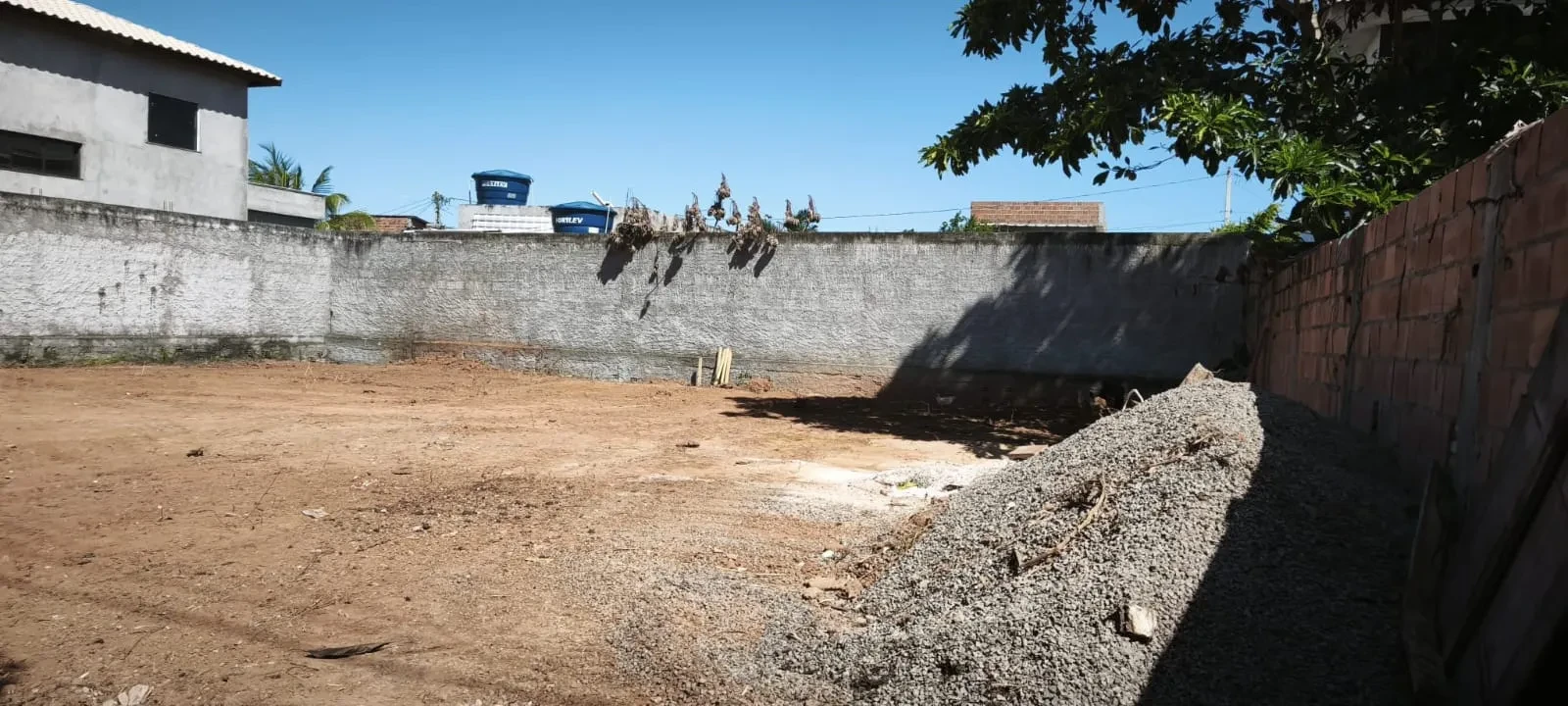 Imagem Terreno à Venda, 400 metros em Vila de Abrantes (Abrantes) - Camaçari