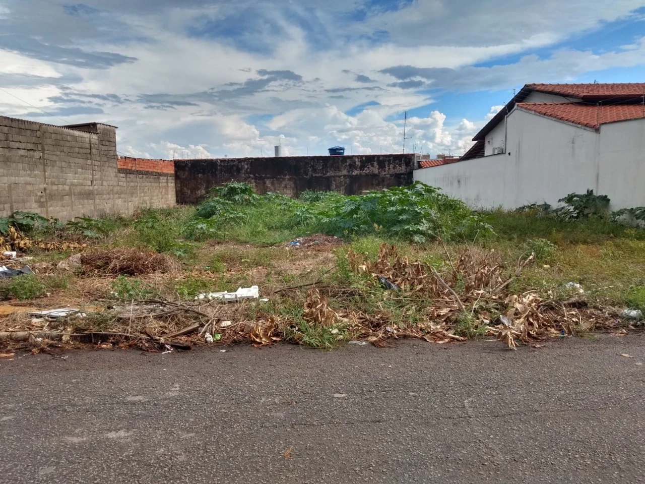 Terreno à Venda, 453 m² em Setor dos Afonsos - Aparecida de Goiânia