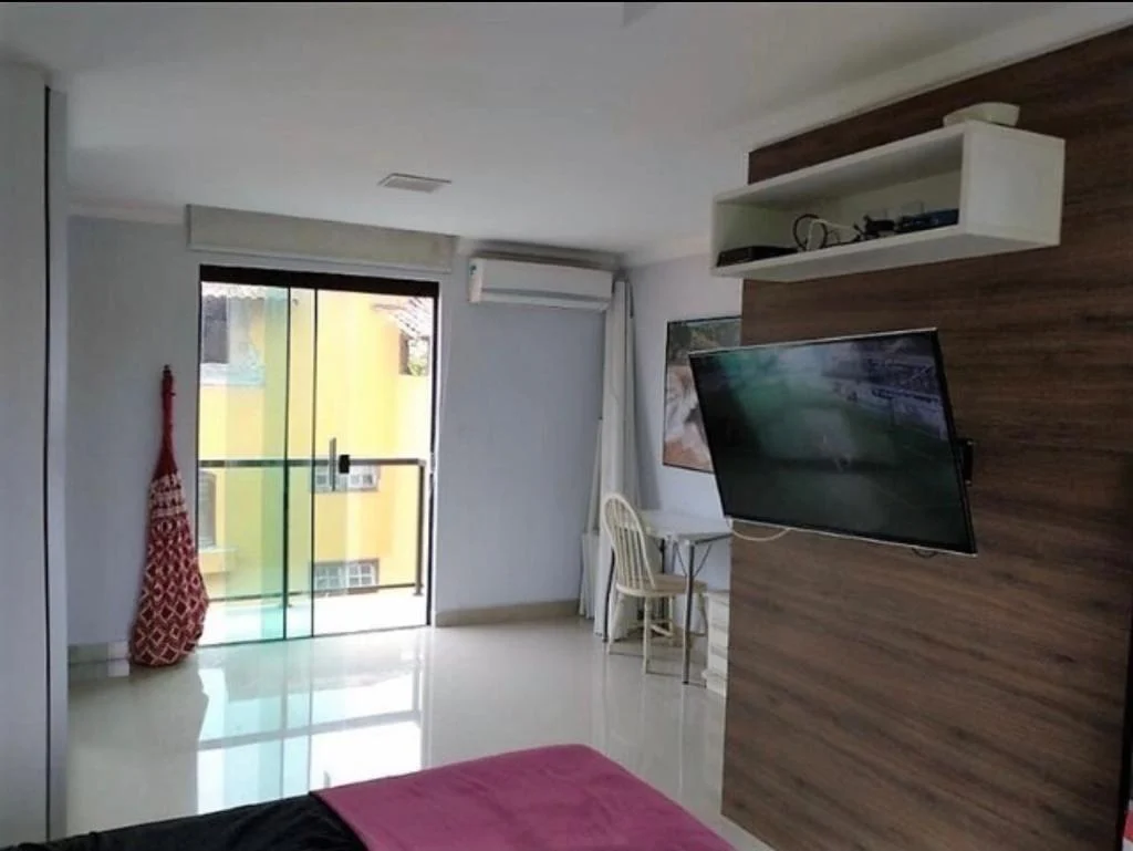 Imagem Casa com 4 Quartos à Venda, 683 m²em Camboinhas - Niterói