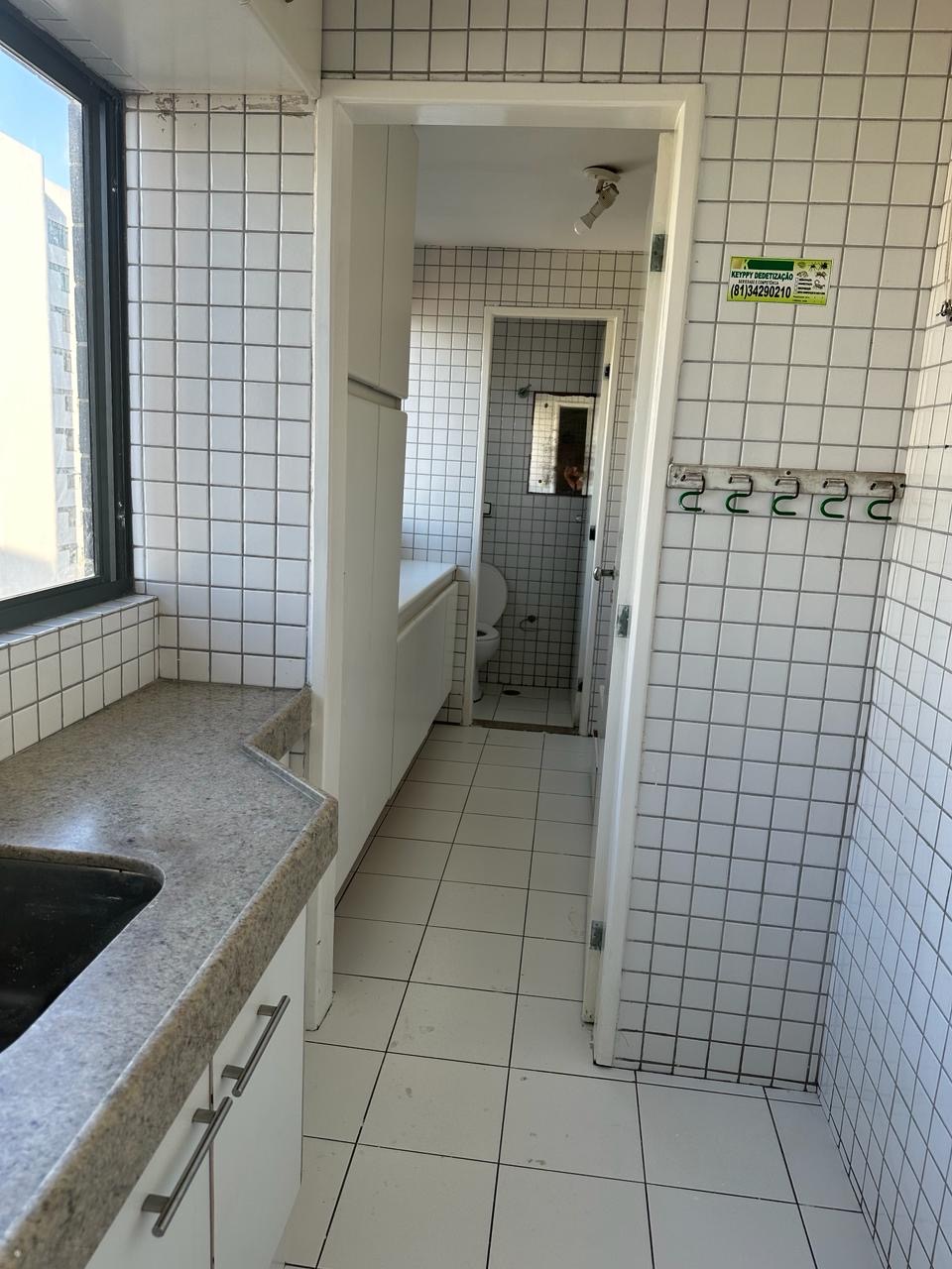 Imagem Apartamento com 4 Quartos para Alugar, 150 m²em Boa Viagem - Recife