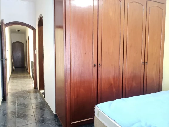 Imagem Sobrado com 3 Quartos à Venda ou Locação, 220 m²em Conjunto Residencial Vista Verde - São Paulo