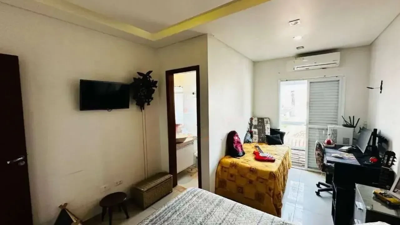 Imagem Casa com 3 Quartos à Venda, 210 m² em Centro - São Vicente