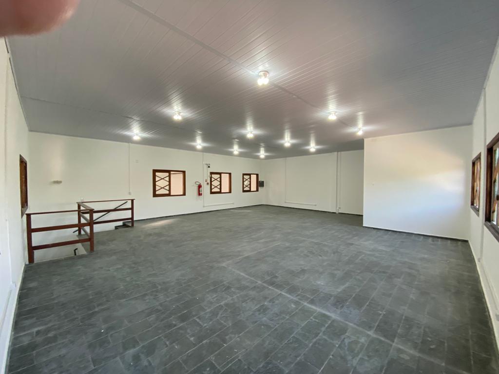 Foto do imóvel: Galpão para Alugar, 1.300 m² em Jardim Henriqueta - Taboão da Serra