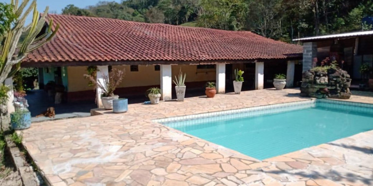 Imagem Chácara com 13 Quartos à Venda, 90.000 m² em Centro - Santa Isabel