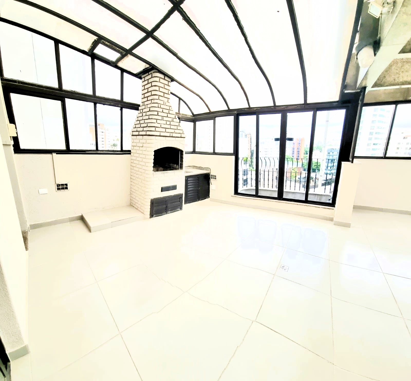 Imagem Cobertura com 3 Quartos à Venda, 313 m²em Indianópolis - São Paulo