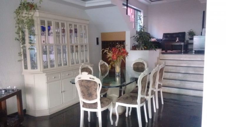 Imagem Casa com 6 Quartos à Venda, 400 m² em Cidade Vargas - São Paulo