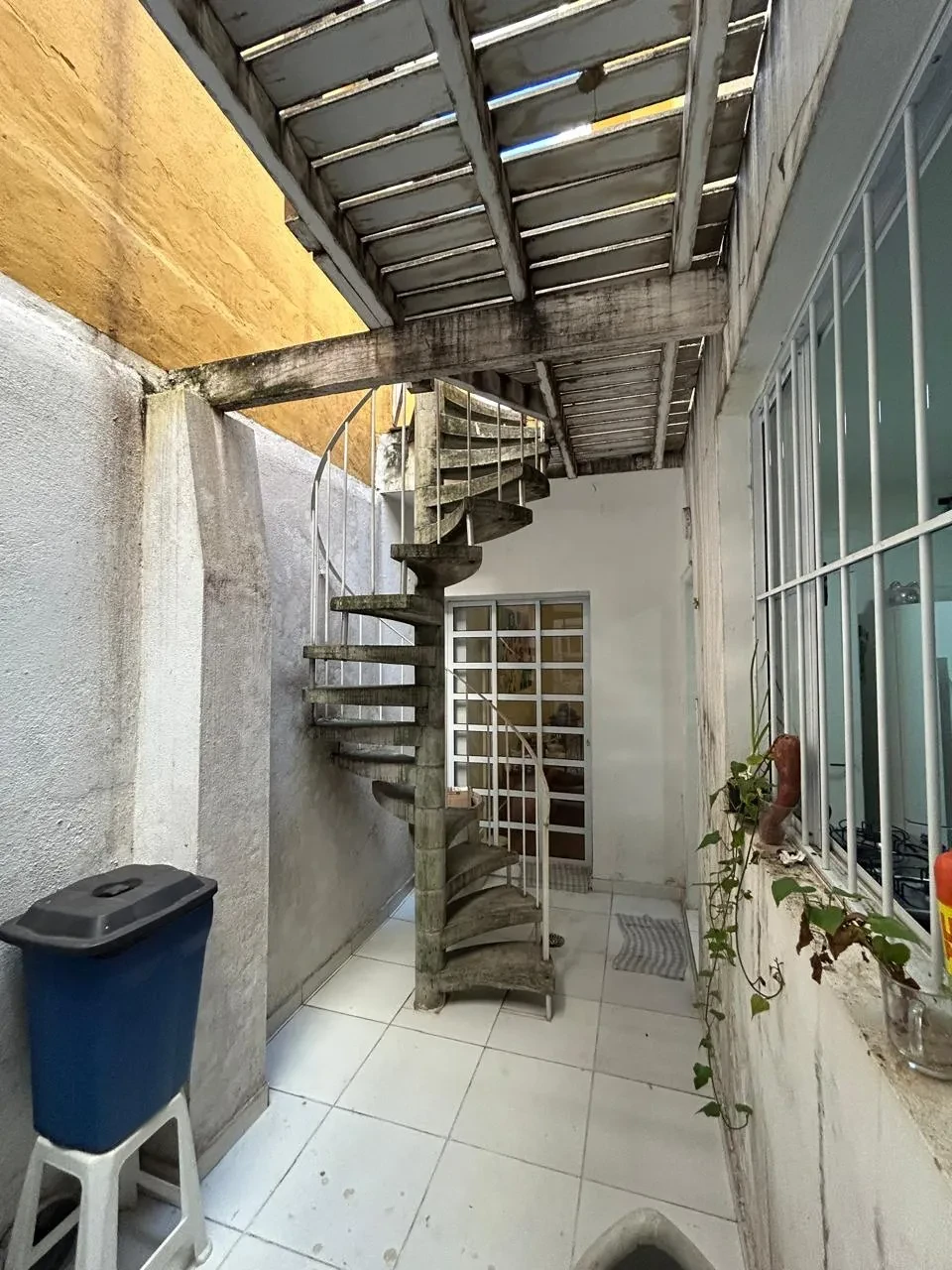 Imagem Sobrado com 2 Quartos à Venda, 154 m² em Jardim Paulistano - São Paulo