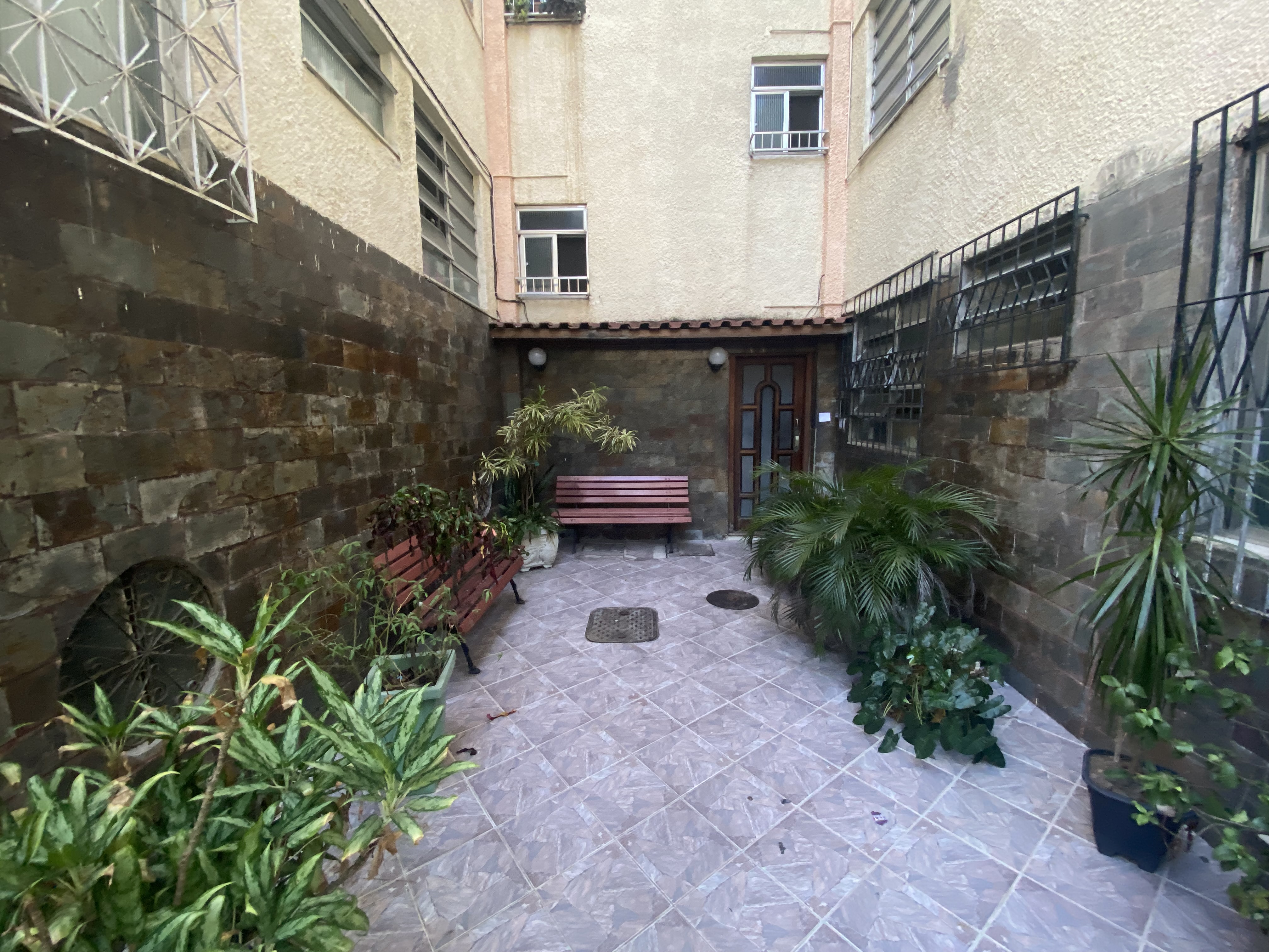 Imagem Apartamento com 2 Quartos à Venda, 60 m²em Tomás Coelho - Rio de Janeiro